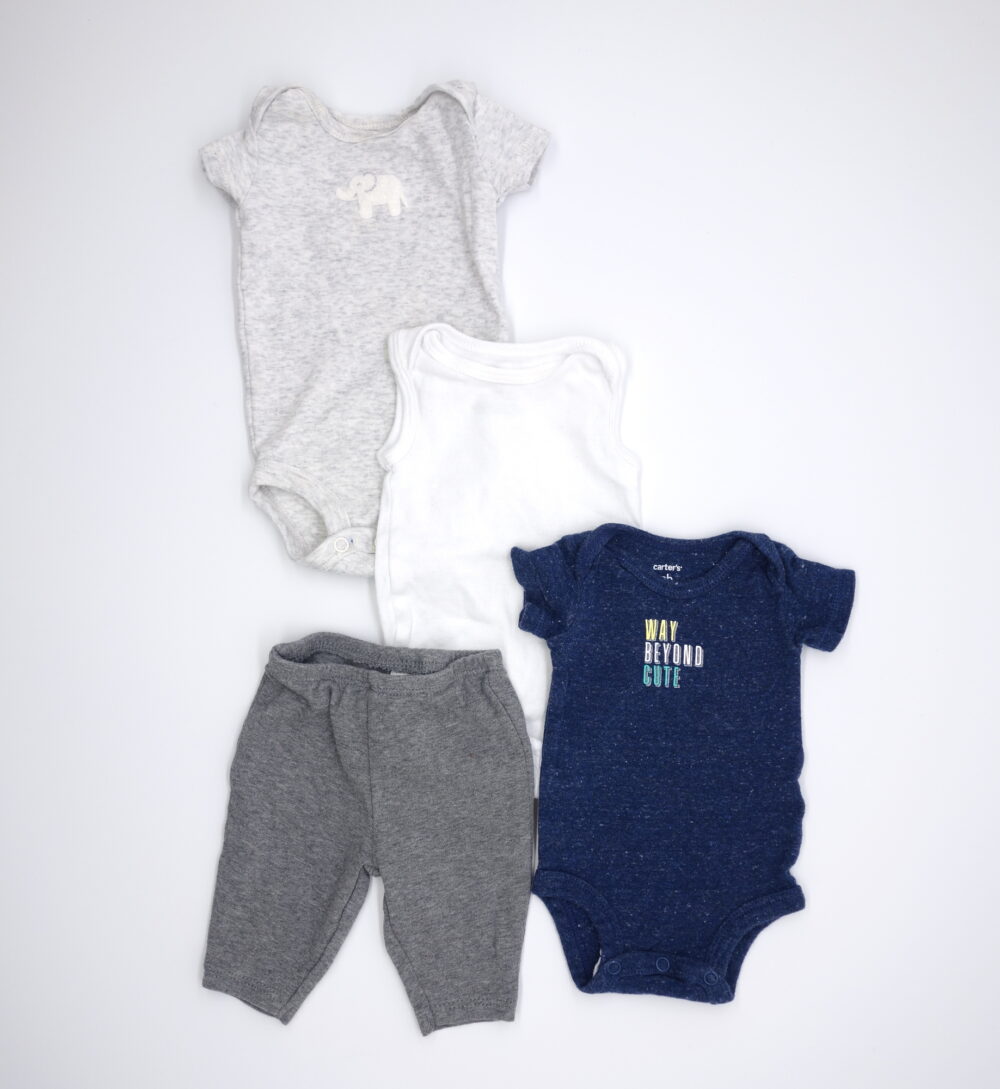 Carters Set
